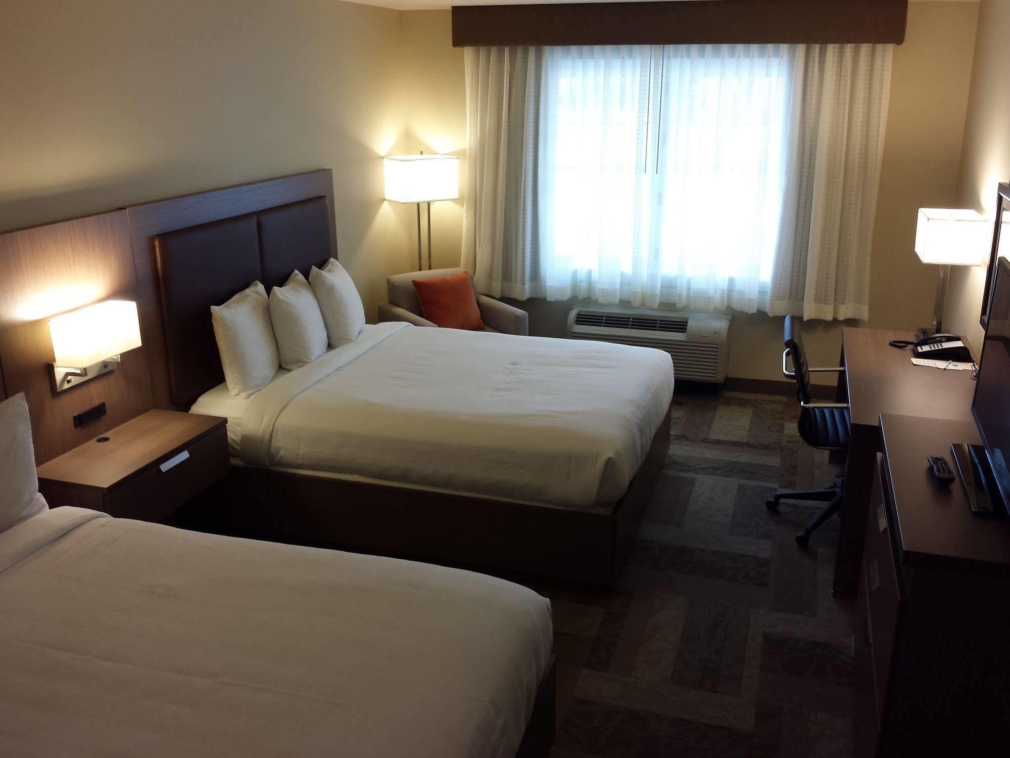 Belfast Harbor Inn Екстериор снимка