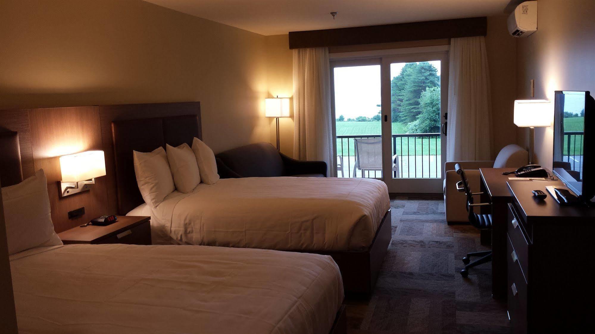 Belfast Harbor Inn Екстериор снимка
