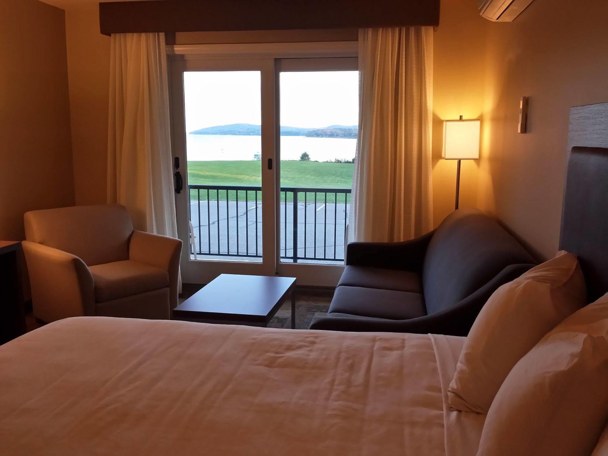 Belfast Harbor Inn Екстериор снимка